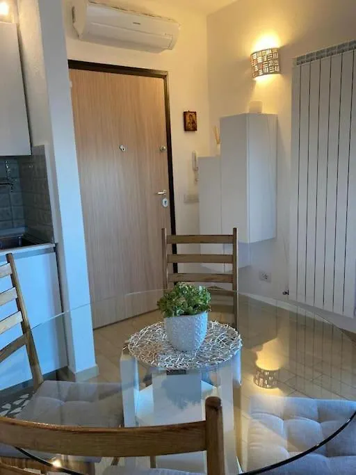 Olbia Airport Apartment 0*,